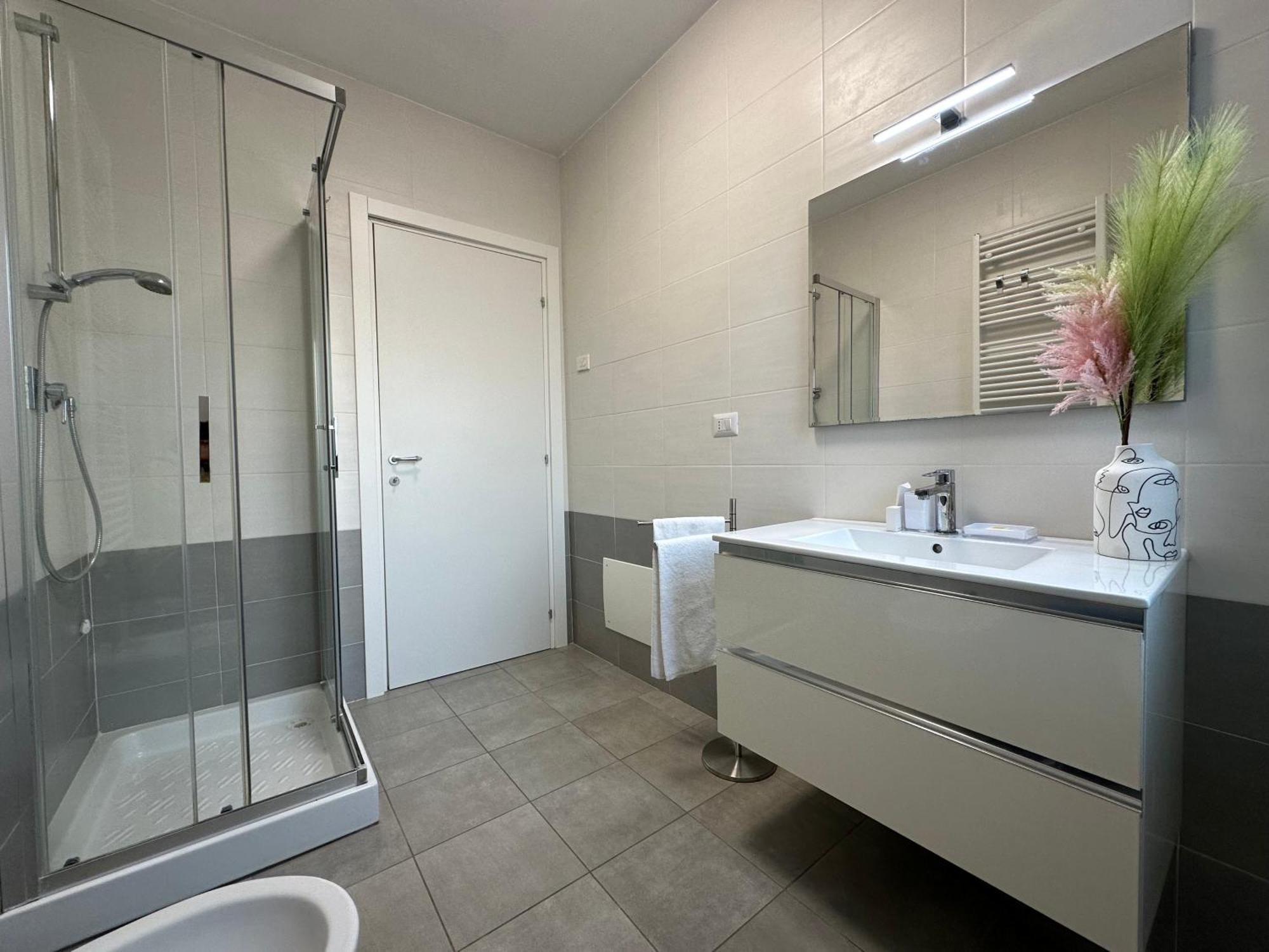 Ng Collection 4.4 Apartment Olbia Bagian luar foto